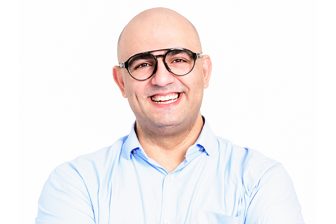 Rayyan EshaghPour - Apac Entrepreneur