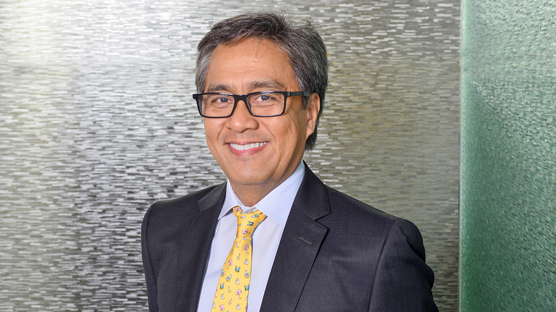 Vince S. Pérez- Apac Entrepreneur
